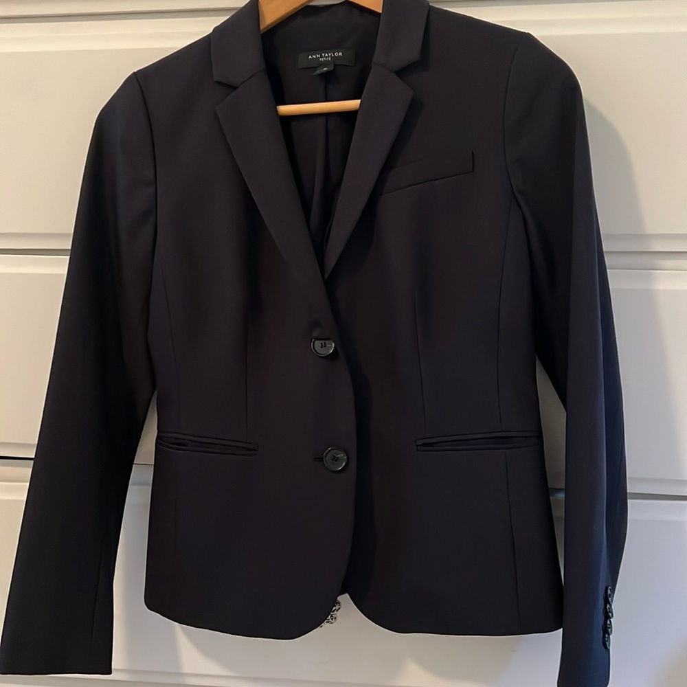 Ann Taylor black blazer